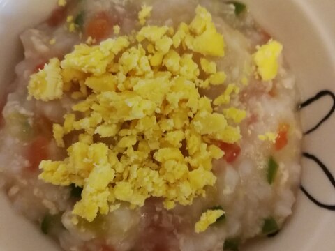 【離乳食中期】鶏ひき肉・卵・トマトのお粥